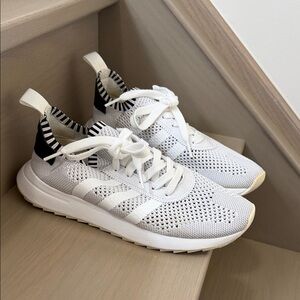 Adidas Knit White and Black Running Shoes